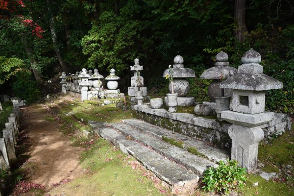 小堀家代々の墓所